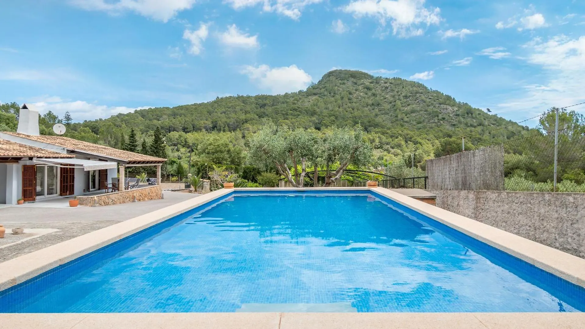 Son Besso Villa Font de sa Cala Holiday home